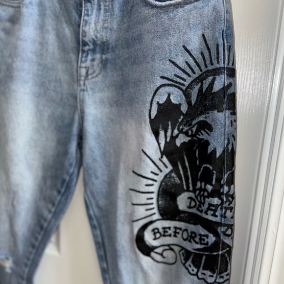 Ed Hardy Death Before Dishonor Jeans Distressed Mens 32x29 Streetwear Edgy Punk - Picture 3 of 12